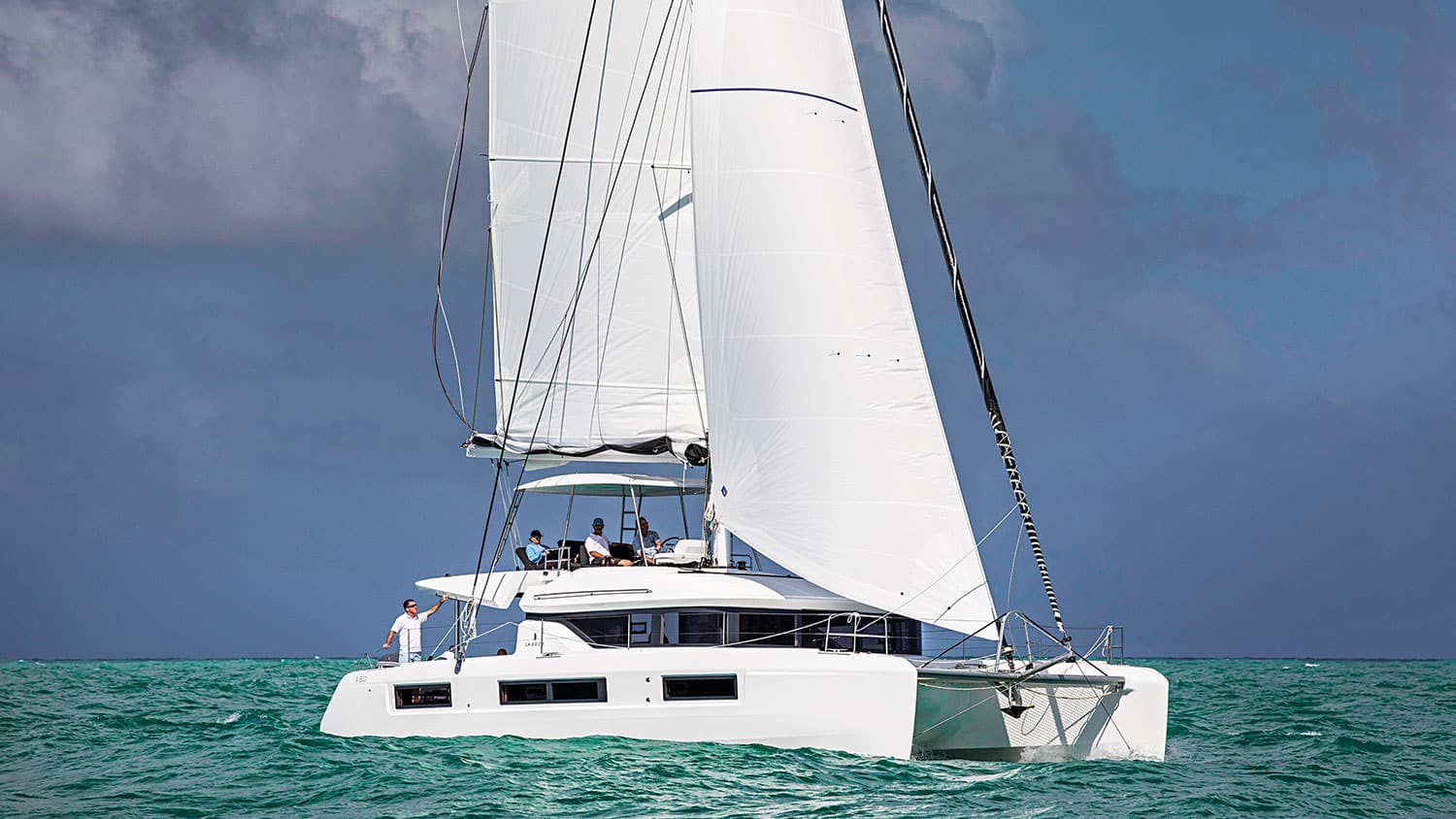  | 50 Luxury Catamaran