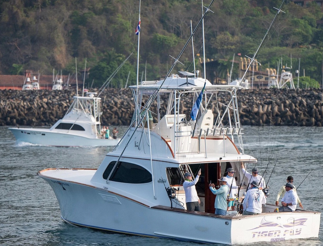  | 43′ Mavericks – 3 Boats