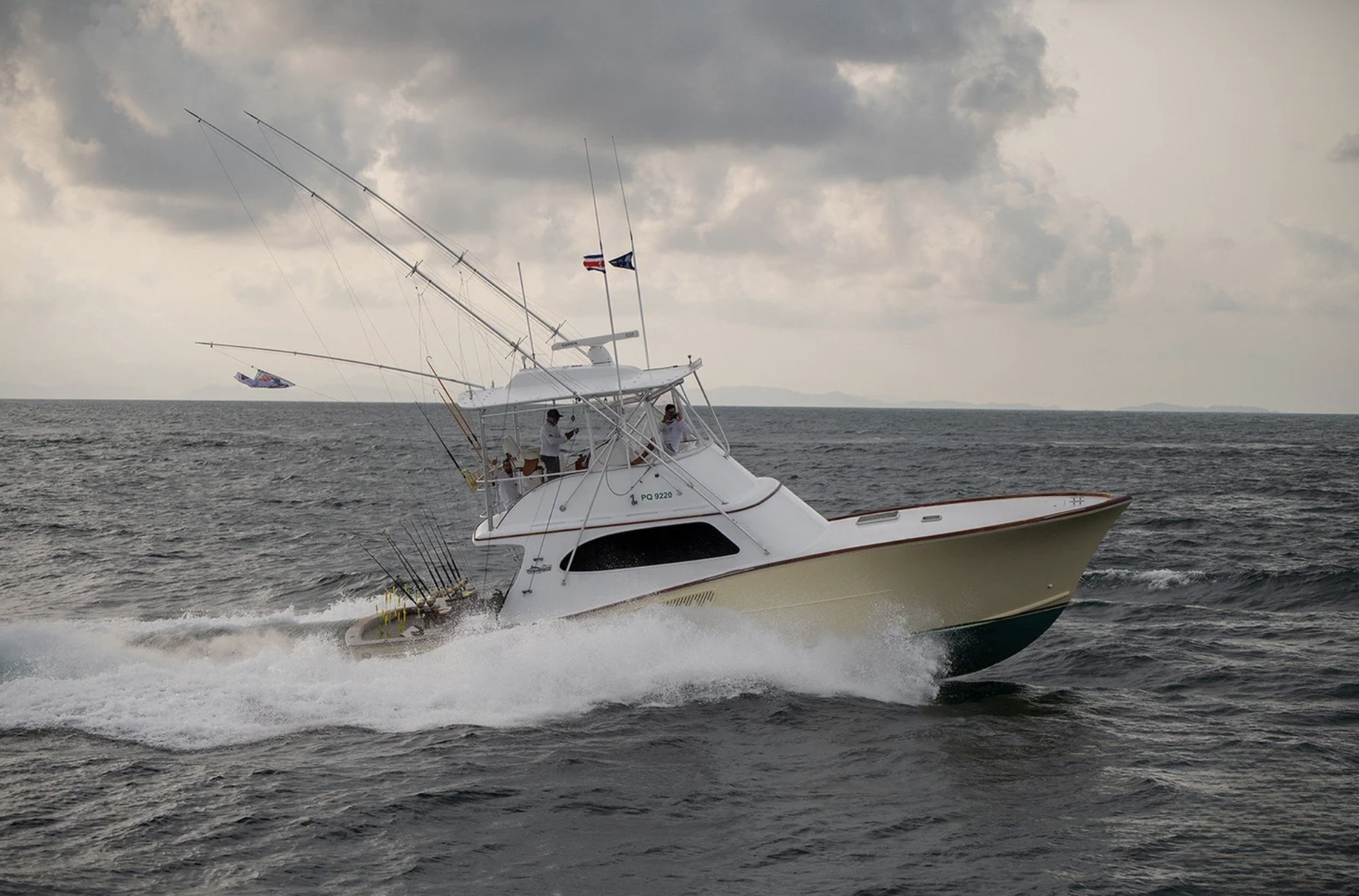  | 43′ Mavericks – 3 Boats